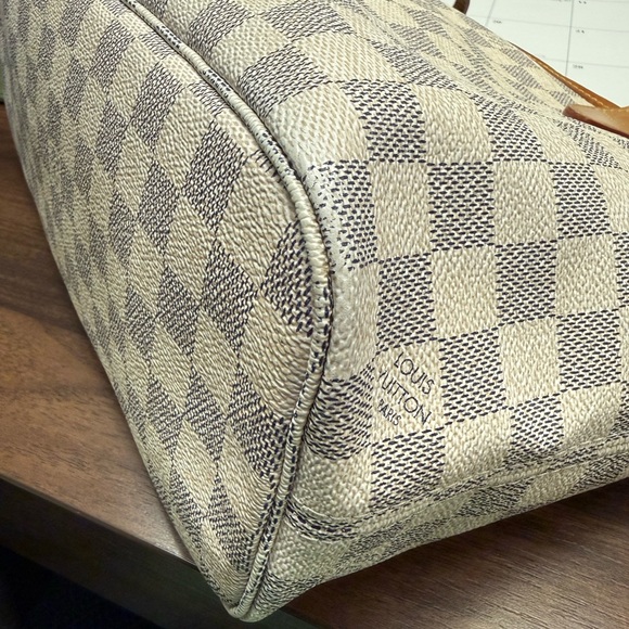 Louis Vuitton Damier Azur Canvas Neverfull PM with Tan Trim - Picture 12 of 16